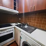 Lovely Appartament G-a Тирана